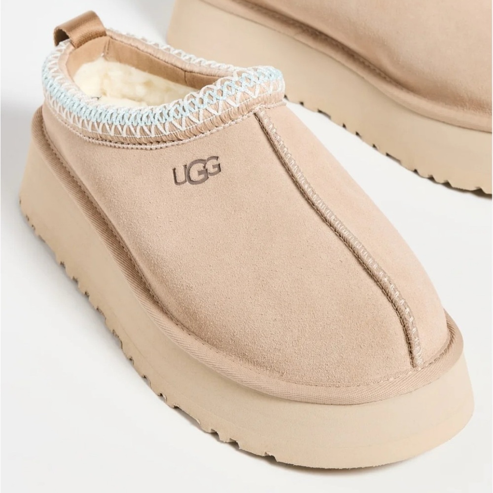 *New* in Box Ugg W Tazz Slippers Sand sz 9